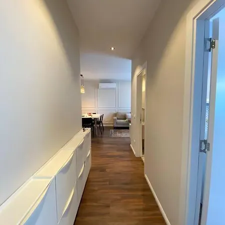 Ilirjan Apartment