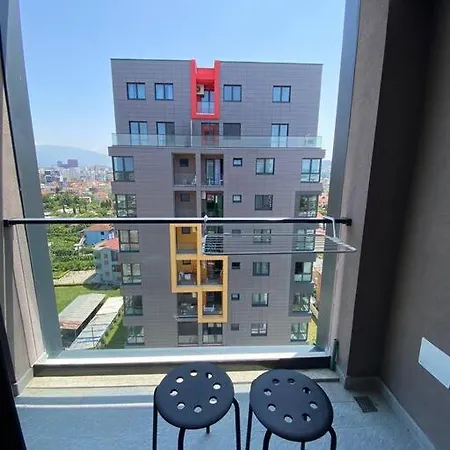 Ilirjan Apartment *